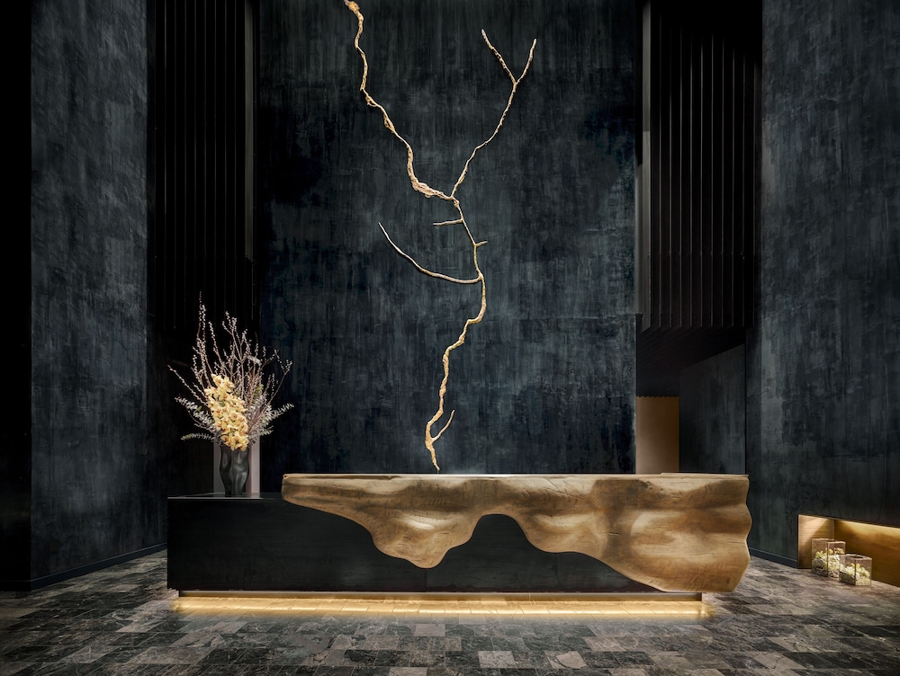 Nobu Hotel Chicago — Hotel building in Chicago, Illinois