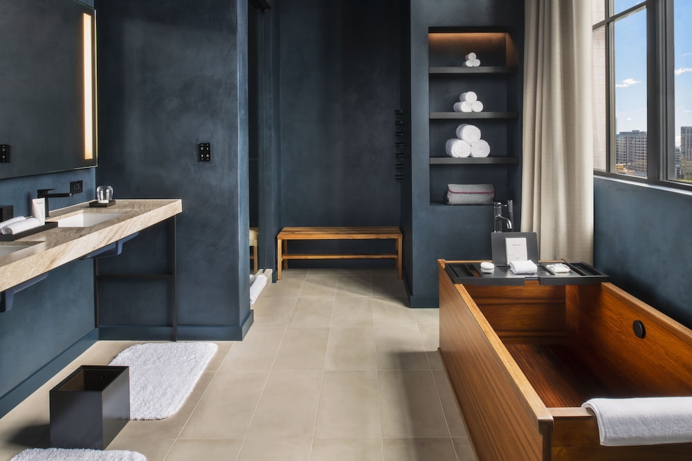 Nobu Hotel Chicago — Hotel rooms in Chicago, Illinois
