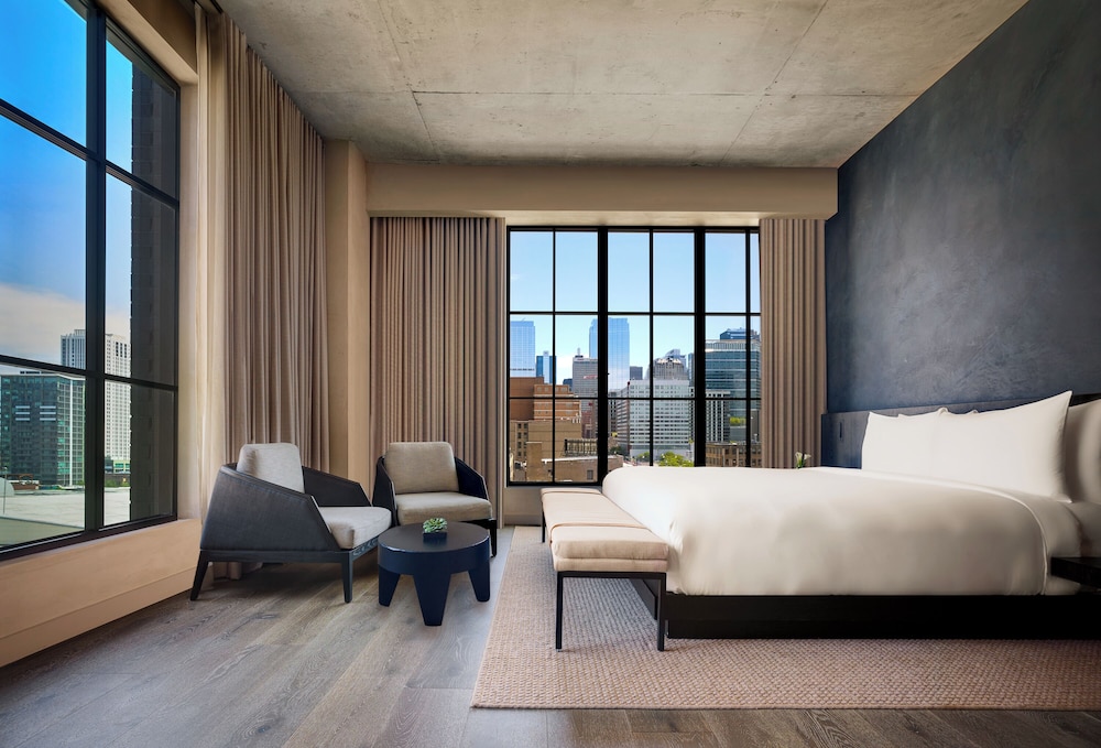 Nobu Hotel Chicago — Hotel rooms in Chicago, Illinois