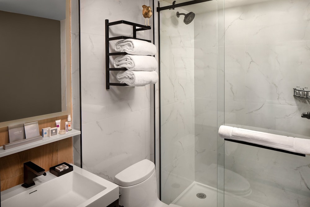 Hotel Indigo - NYC Downtown - Wall Street by IHG — Hotel rooms in New York City, New York State
