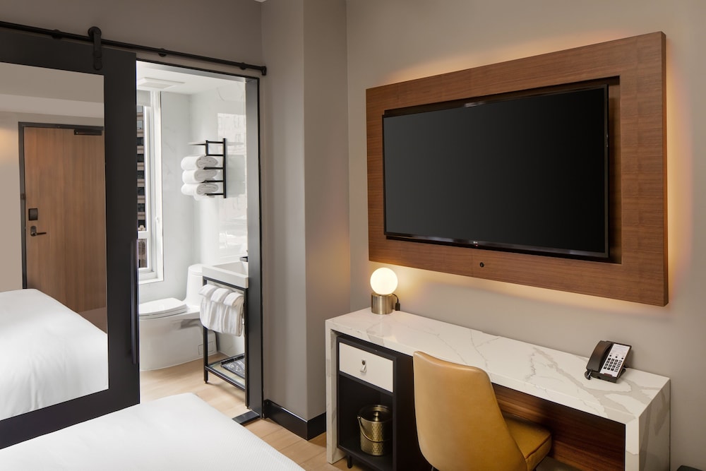 Hotel Indigo - NYC Downtown - Wall Street by IHG — Hotel rooms in New York City, New York State