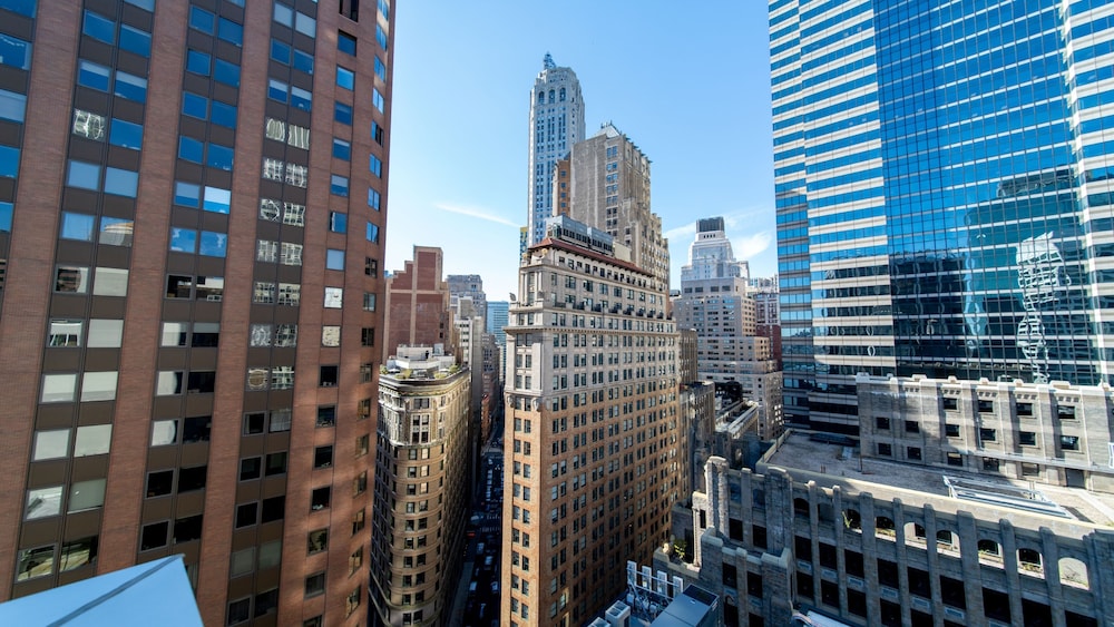 Hotel Indigo - NYC Downtown - Wall Street by IHG — Hotel building in New York City, New York State