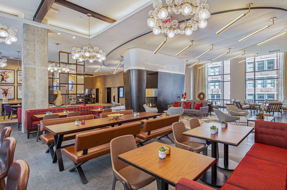 Canopy by Hilton Jersey City Arts District — Restaurant & bars in Jersey City, New York State