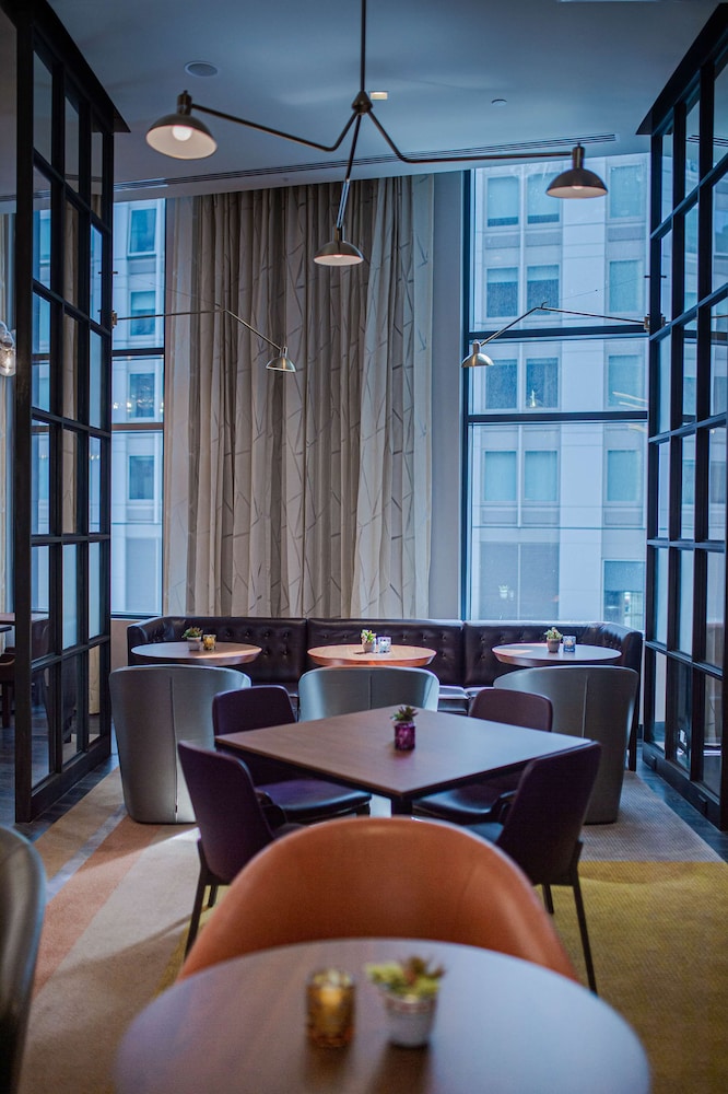 Canopy by Hilton Jersey City Arts District — Restaurant & bars in Jersey City, New York State