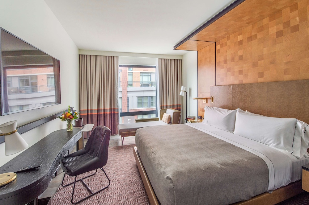 Canopy by Hilton Jersey City Arts District — Hotel rooms in Jersey City, New York State