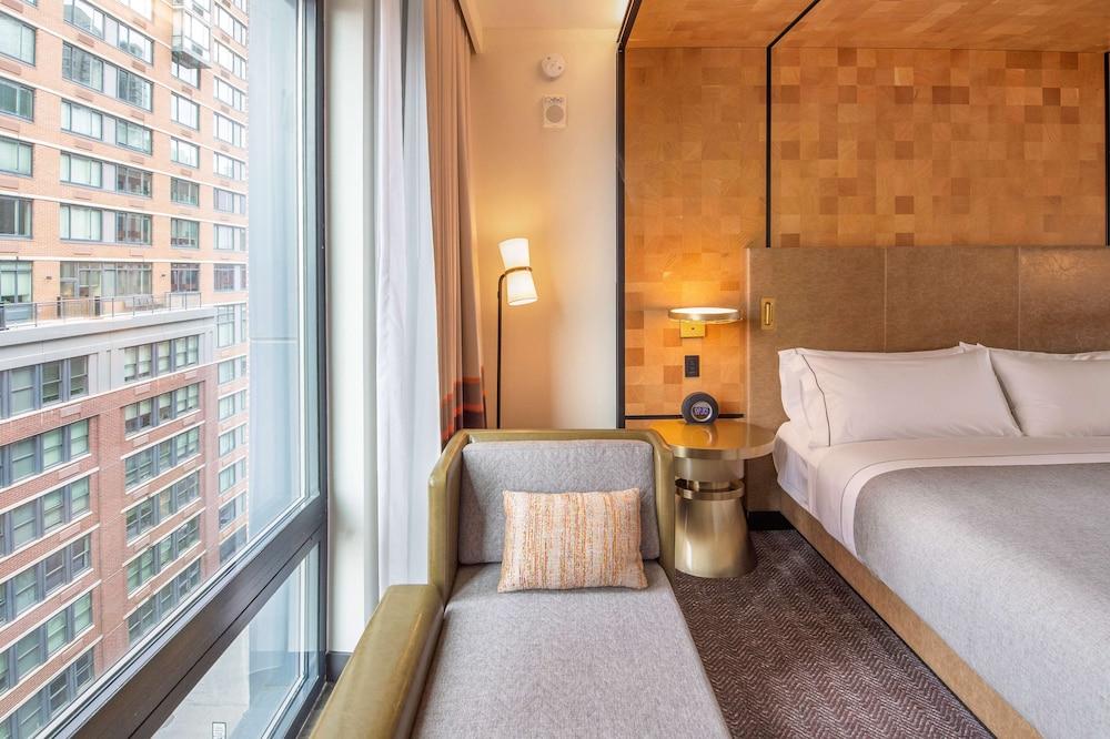 Canopy by Hilton Jersey City Arts District — Hotel rooms in Jersey City, New York State