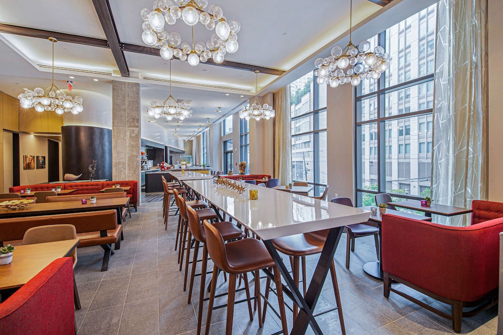 Canopy by Hilton Jersey City Arts District — Restaurant & bars in Jersey City, New York State