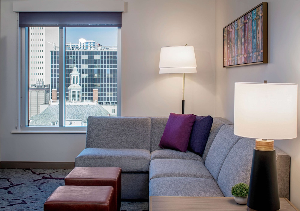 Hyatt House Tampa Downtown — Hotel rooms in Tampa, Florida