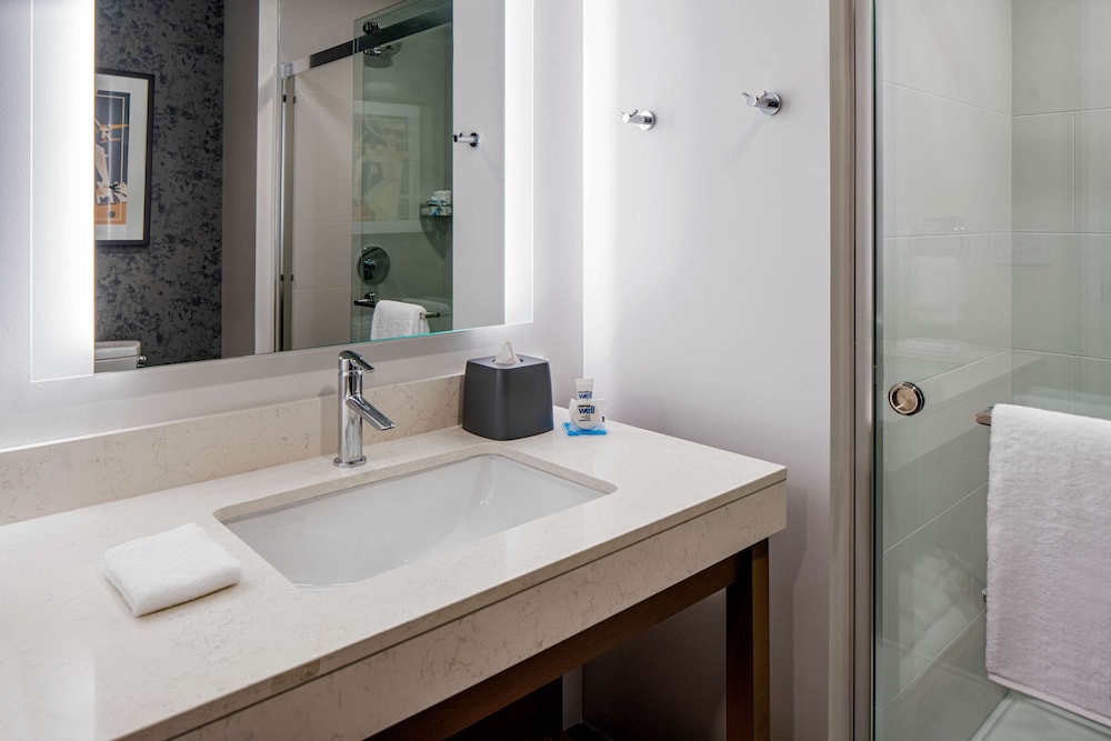 Hyatt House Tampa Downtown — Hotel rooms in Tampa, Florida