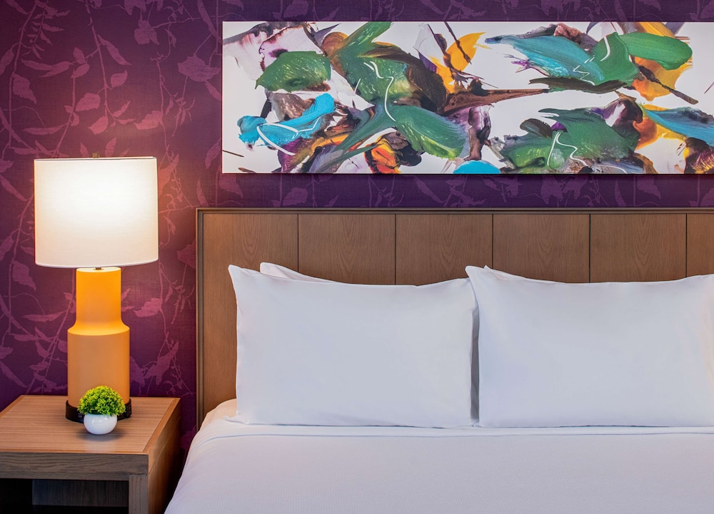 Hyatt House Tampa Downtown — Hotel rooms in Tampa, Florida