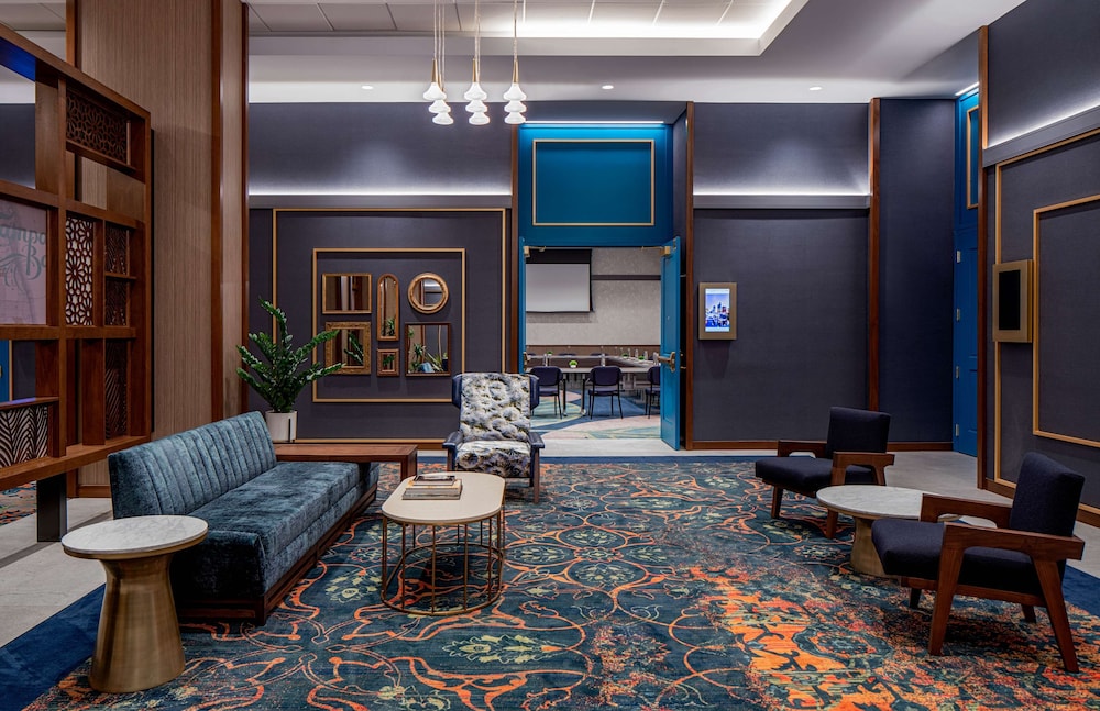 Hyatt House Tampa Downtown — Hotel building in Tampa, Florida