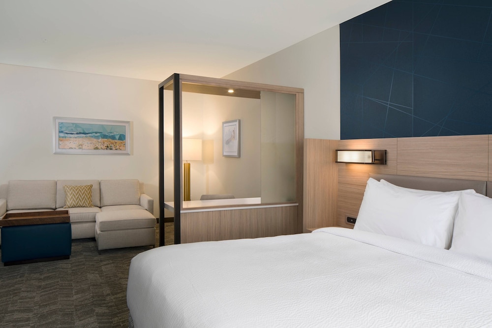 SpringHill Suites by Marriott Amelia Island — Hotel rooms in Amelia Island, Florida