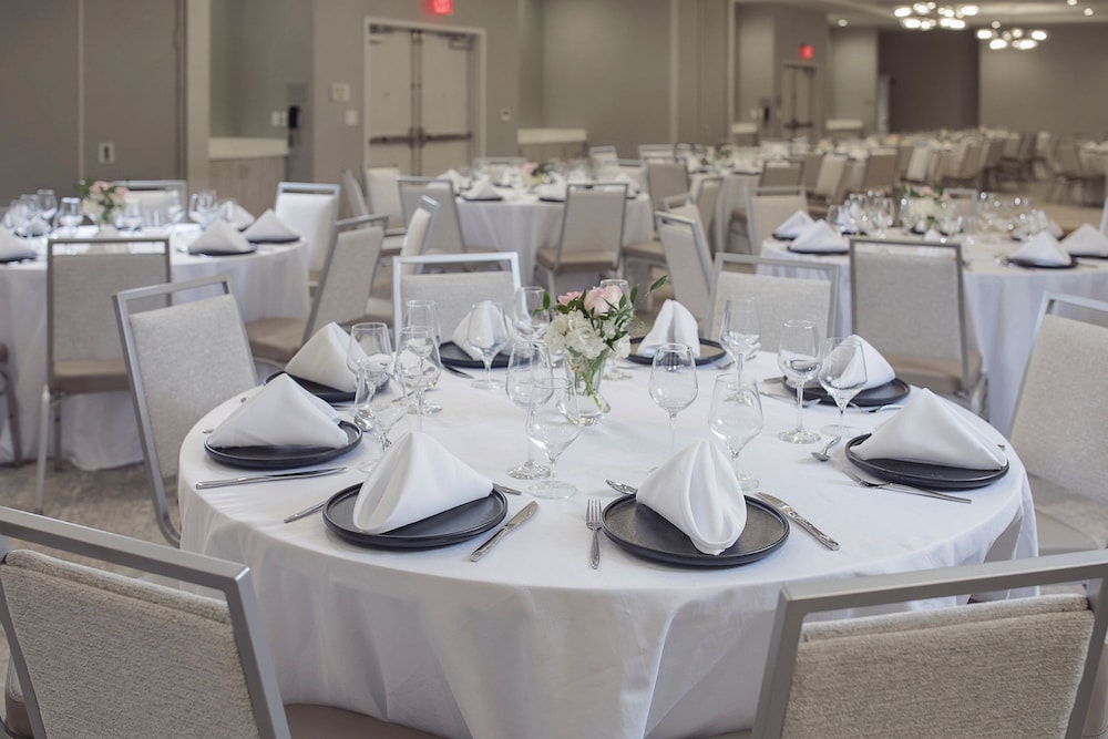 SpringHill Suites by Marriott Amelia Island — Restaurant & bars in Amelia Island, Florida