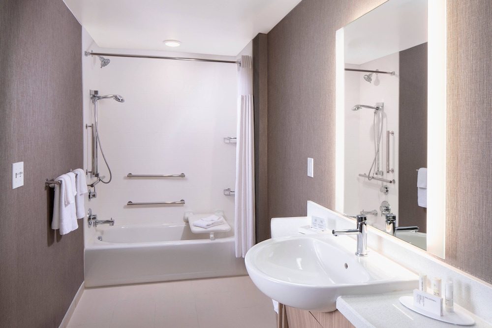 SpringHill Suites by Marriott Amelia Island — Hotel rooms in Amelia Island, Florida