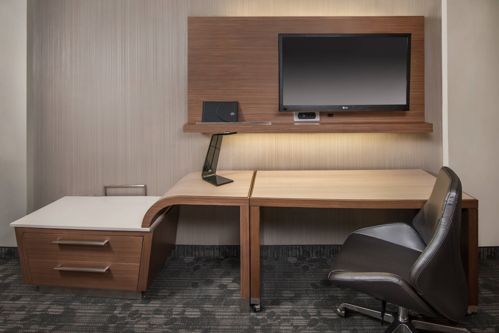 Courtyard by Marriott Amelia Island — Hotel rooms in Amelia Island, Florida