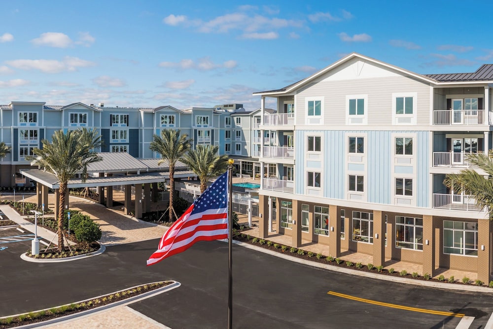 Courtyard by Marriott Amelia Island — Hotel building in Amelia Island, Florida