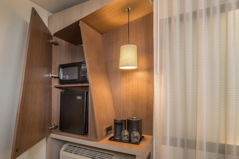 Courtyard by Marriott Amelia Island — Hotel rooms in Amelia Island, Florida