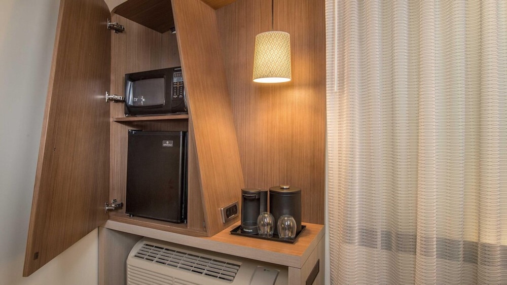 Courtyard by Marriott Amelia Island — Hotel rooms in Amelia Island, Florida