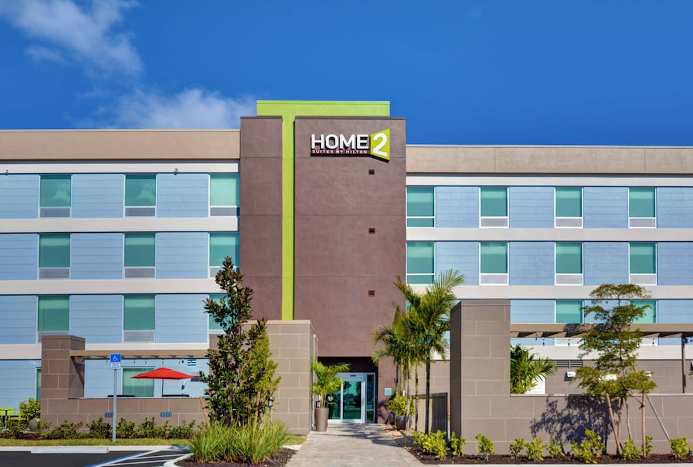 Home2 Suites by Hilton Fort Myers Colonial Blvd — Main photo in Fort Myers, Florida