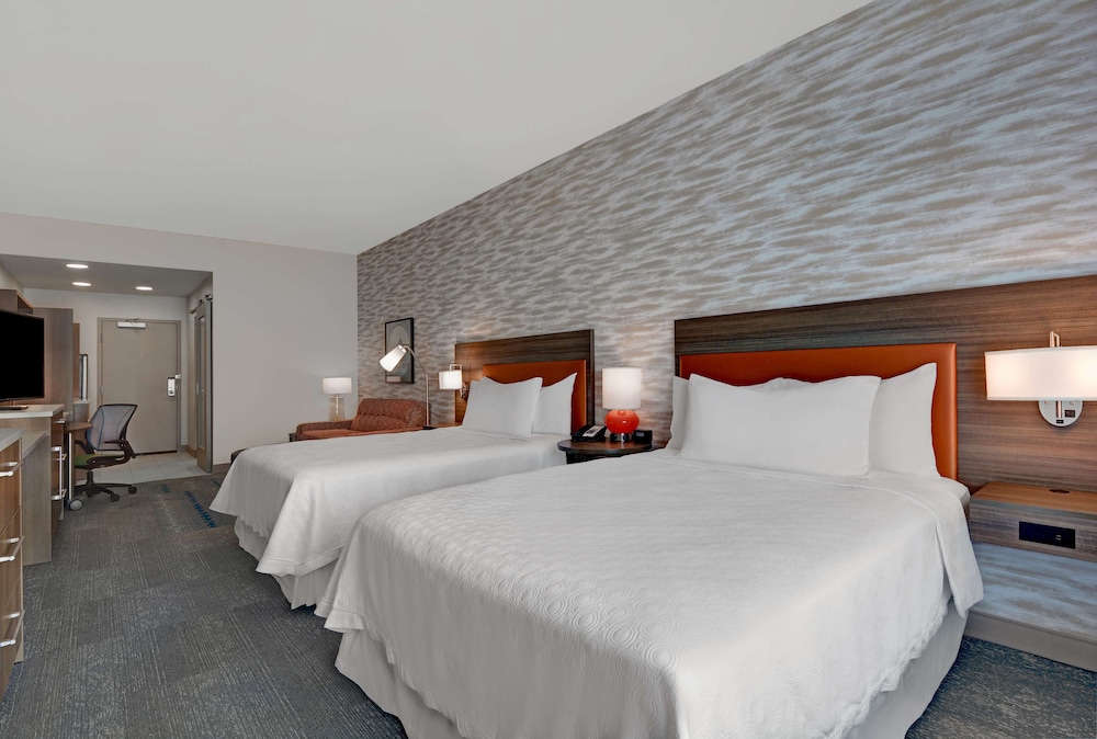 Home2 Suites by Hilton Fort Myers Colonial Blvd — Hotel rooms in Fort Myers, Florida