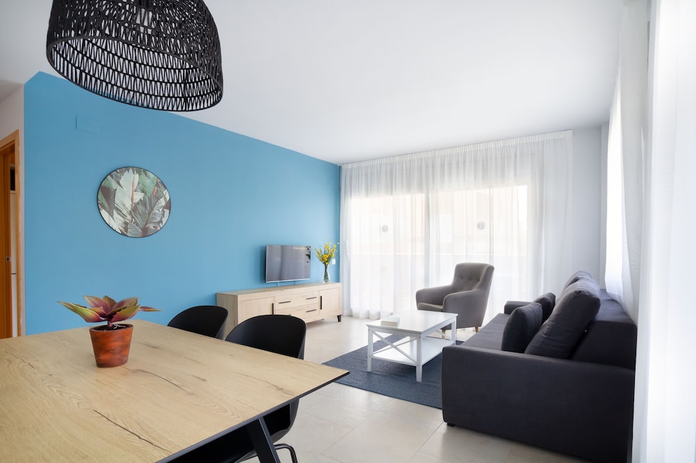 Ibersol Spa Aqquaria Suites — Hotel rooms in Salou, Catalonia