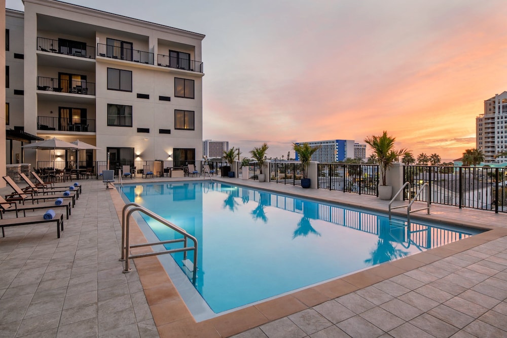 Courtyard by Marriott Clearwater Beach — Main photo in Clearwater, Florida