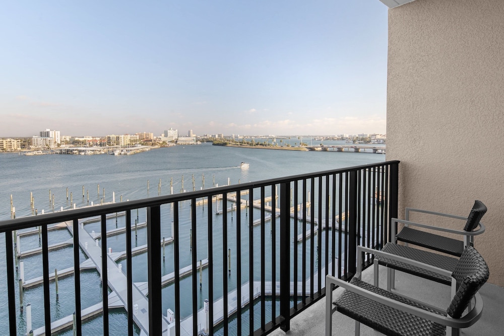 Courtyard by Marriott Clearwater Beach — Hotel rooms in Clearwater, Florida
