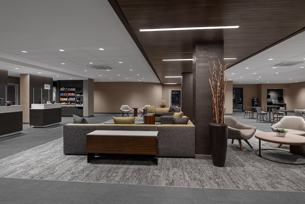 Courtyard by Marriott Clearwater Beach — Hotel building in Clearwater, Florida
