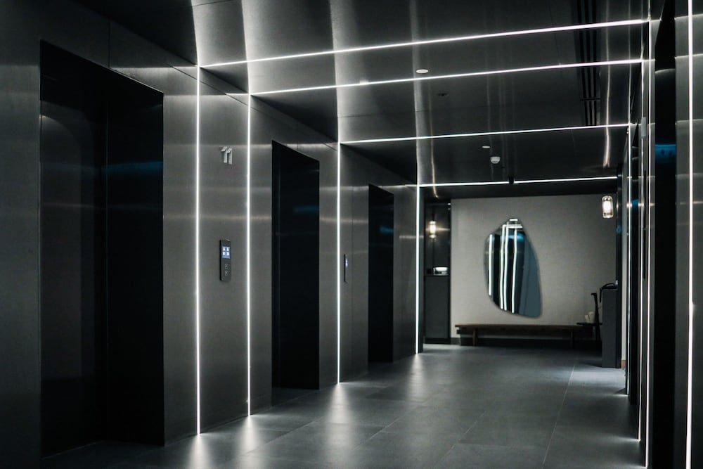 Kimpton Maa-Lai Bangkok by IHG — Hotel building in Bangkok, Bangkok