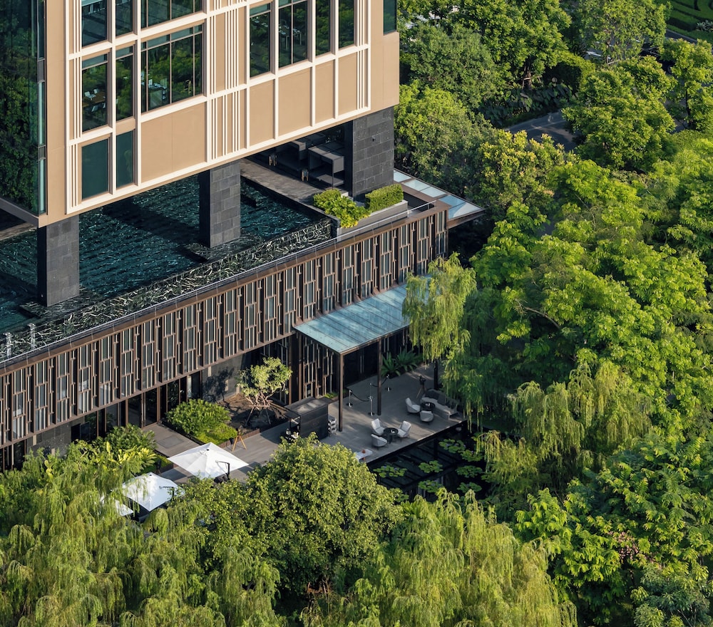 Kimpton Maa-Lai Bangkok by IHG — Hotel building in Bangkok, Bangkok
