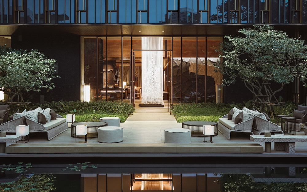 Kimpton Maa-Lai Bangkok by IHG — Hotel building in Bangkok, Bangkok