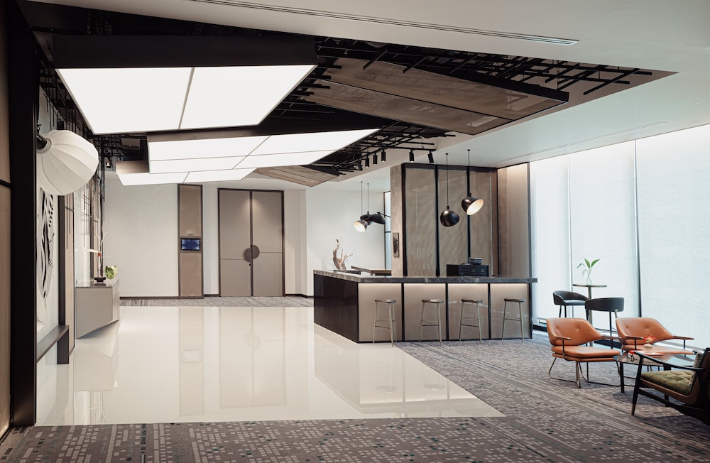Kimpton Maa-Lai Bangkok by IHG — Restaurant & bars in Bangkok, Bangkok