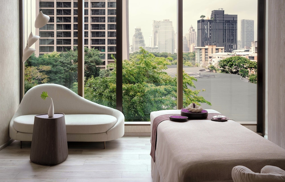 Kimpton Maa-Lai Bangkok by IHG — Hotel rooms in Bangkok, Bangkok