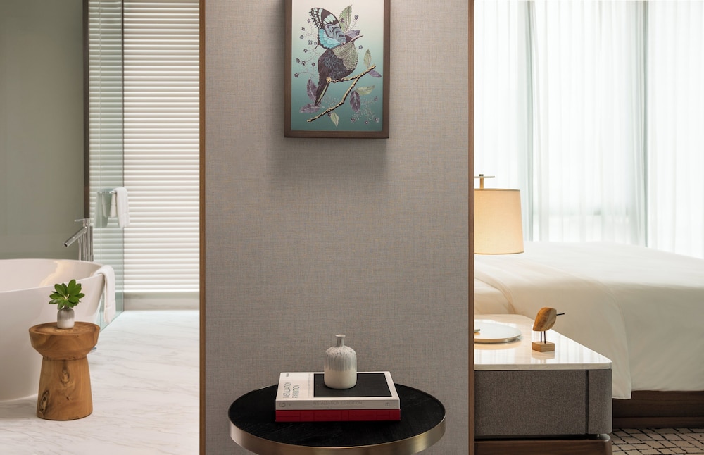 Kimpton Maa-Lai Bangkok by IHG — Hotel rooms in Bangkok, Bangkok
