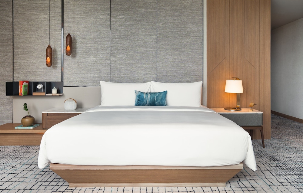 Kimpton Maa-Lai Bangkok by IHG — Hotel rooms in Bangkok, Bangkok