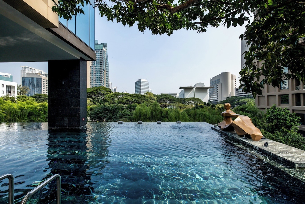 Kimpton Maa-Lai Bangkok by IHG — Swimming pool in Bangkok, Bangkok