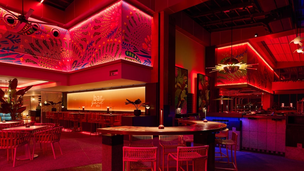 Kimpton Maa-Lai Bangkok by IHG — Restaurant & bars in Bangkok, Bangkok