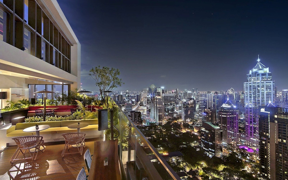 Kimpton Maa-Lai Bangkok by IHG — Restaurant & bars in Bangkok, Bangkok