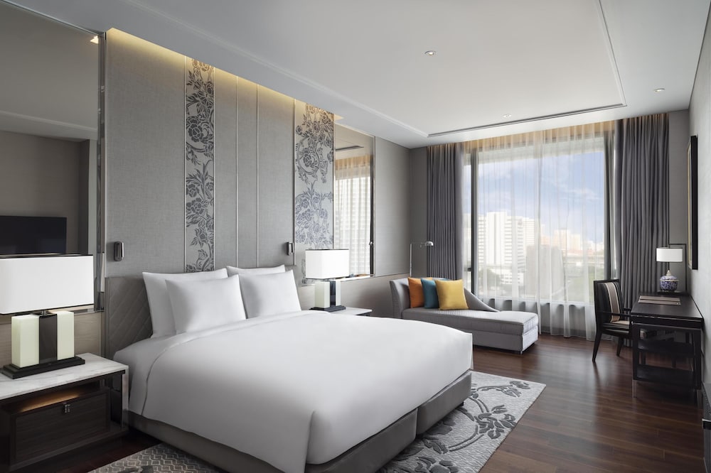 Sindhorn Kempinski Hotel Bangkok — Hotel rooms in Bangkok, Bangkok