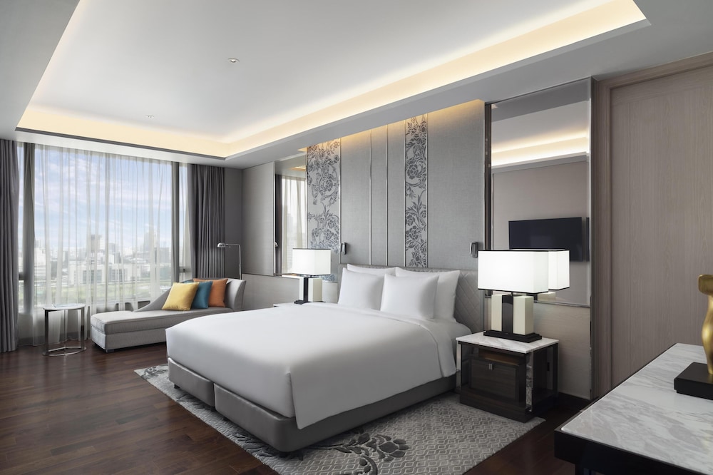 Sindhorn Kempinski Hotel Bangkok — Hotel rooms in Bangkok, Bangkok