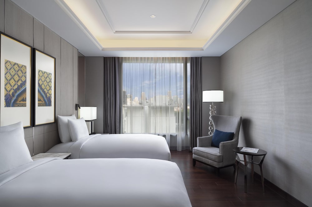 Sindhorn Kempinski Hotel Bangkok — Hotel rooms in Bangkok, Bangkok