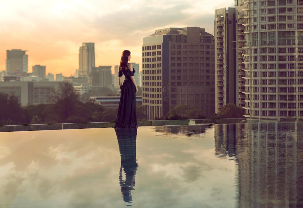 Sindhorn Kempinski Hotel Bangkok — Swimming pool in Bangkok, Bangkok