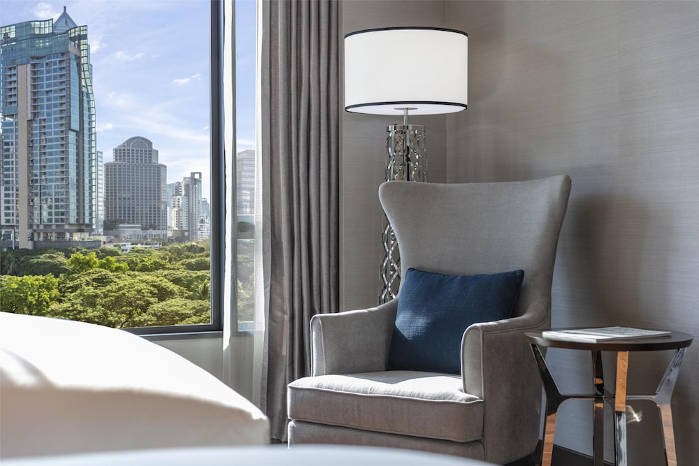 Sindhorn Kempinski Hotel Bangkok — Hotel rooms in Bangkok, Bangkok