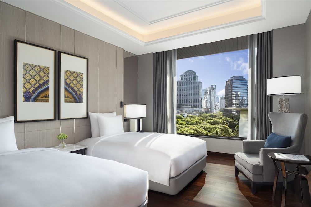 Sindhorn Kempinski Hotel Bangkok — Hotel rooms in Bangkok, Bangkok