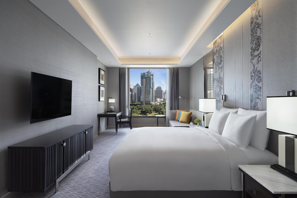 Sindhorn Kempinski Hotel Bangkok — Hotel rooms in Bangkok, Bangkok