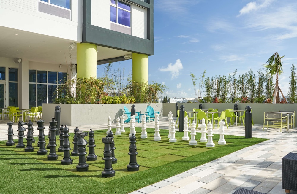 Tru by Hilton Fort Lauderdale Downtown — Sports & recreation in Fort Lauderdale, Florida