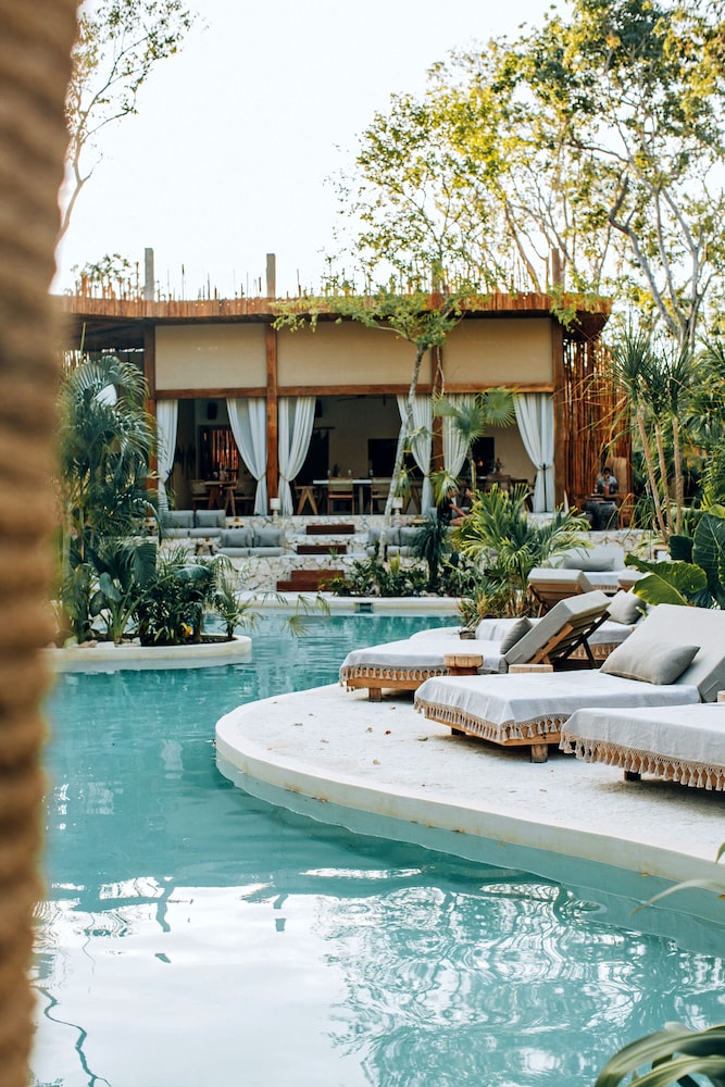 Hotel Muarè Tulum Wellness & Spa — Swimming pool in Tulum, Quintana Roo
