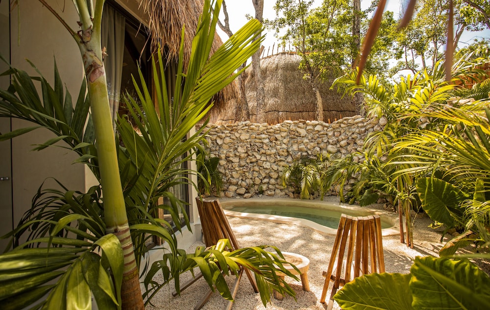 Hotel Muarè Tulum Wellness & Spa — Swimming pool in Tulum, Quintana Roo