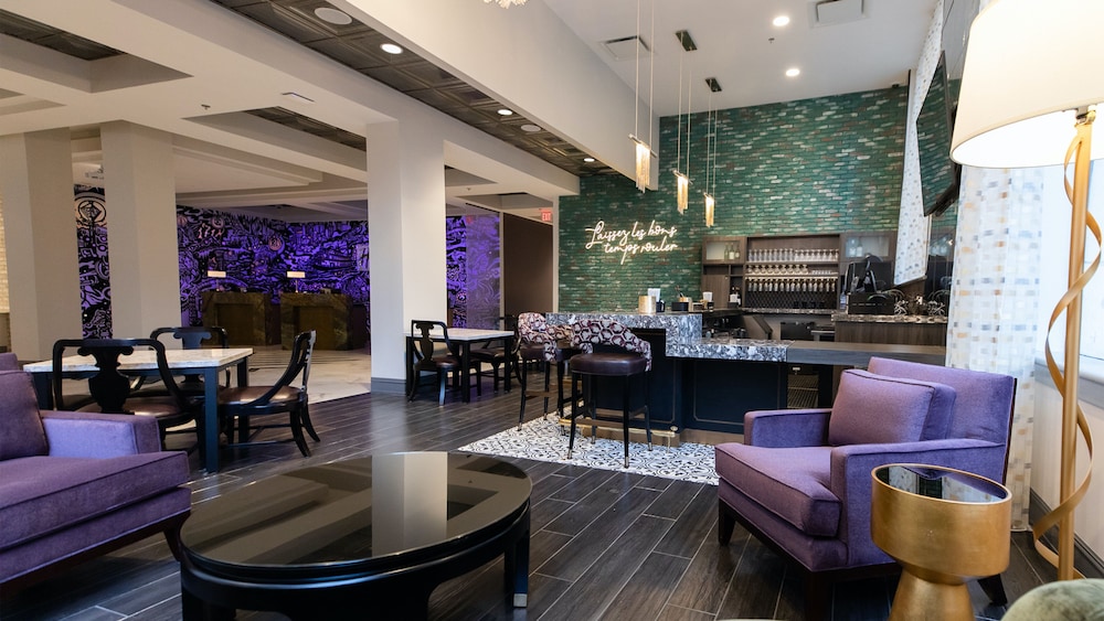 Holiday Inn Club Vacations New Orleans Resort by IHG — Restaurant & bars in New Orleans, Louisiana