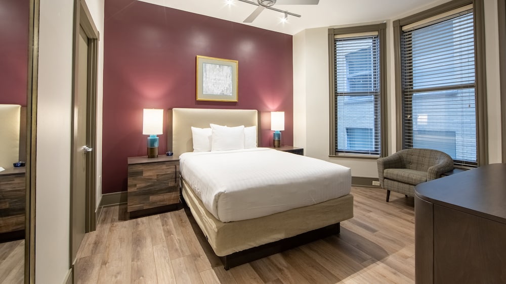 Holiday Inn Club Vacations New Orleans Resort by IHG — Hotel rooms in New Orleans, Louisiana